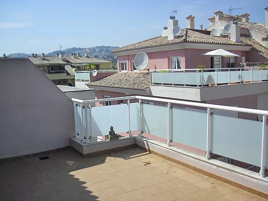 Moraira: 3-sl.kamer duplex penthouse op 50 m van het strand voor 249.000 euro k.k.