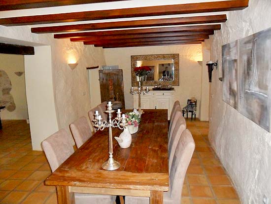 Prachtige 250-jaar oude finca in Javea, totaal gerestaureerd met behoud van originele stijlkenmerken