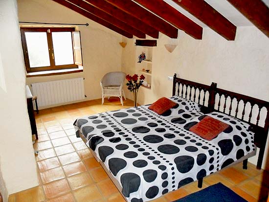 Prachtige 250-jaar oude finca in Javea, totaal gerestaureerd met behoud van originele stijlkenmerken