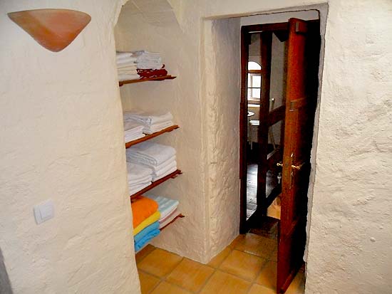 Prachtige 250-jaar oude finca in Javea, totaal gerestaureerd met behoud van originele stijlkenmerken