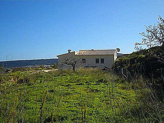 Ruime, nieuw gebouwde finca met panoramisch uitzicht in Teulada!