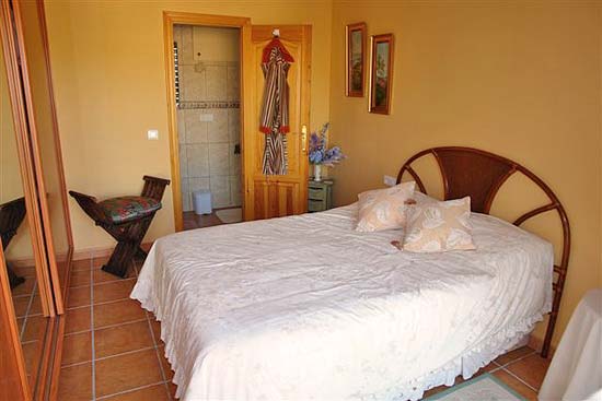 Ruim huis in Benissa voor een crisisprijs!