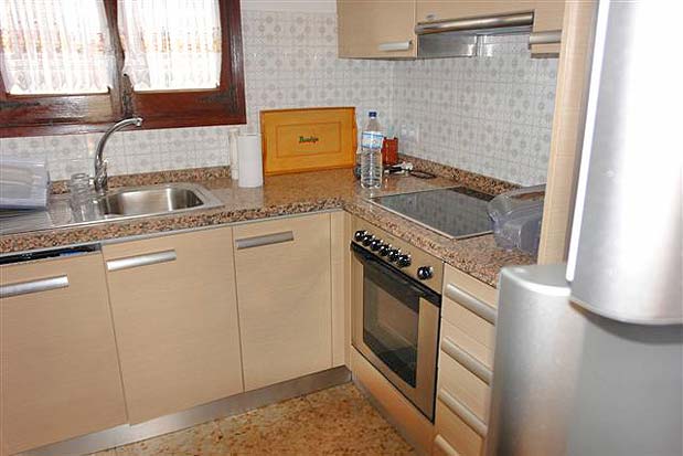 Dit vrijstaande huis is voor de snelle beslisser. Deze prijzen komen nooit meer!