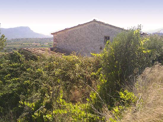 Ongerestaureerde finca in Benissa op ruim 8000 m2 eigen grond