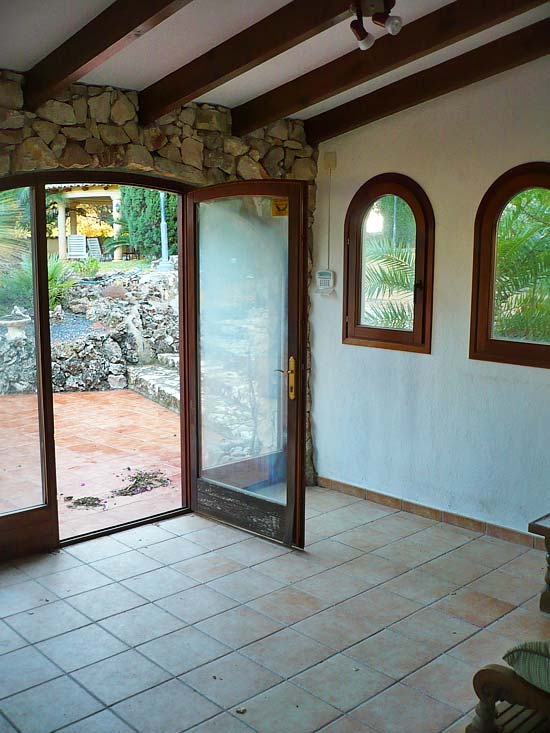 Uniek object! ruim 500 m2 woning, 20.000 m2 tuin, twee zwembaden!