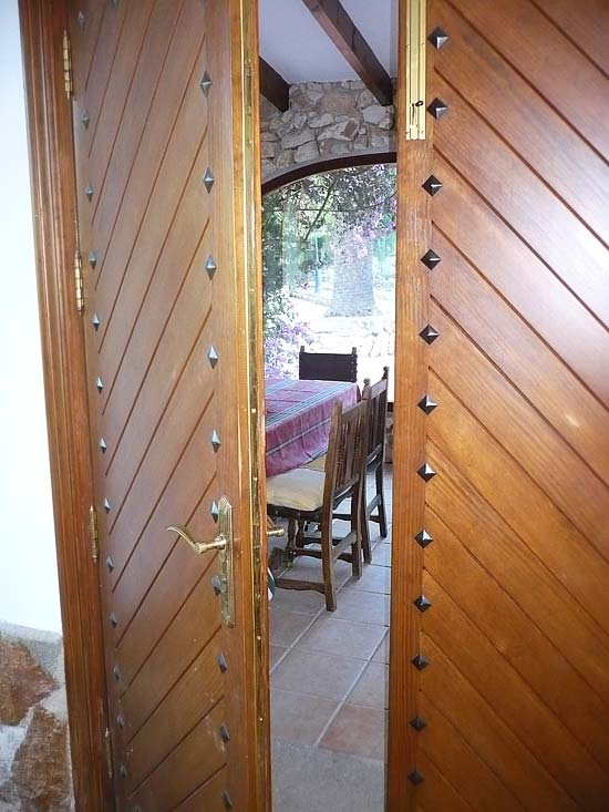 Uniek object! ruim 500 m2 woning, 20.000 m2 tuin, twee zwembaden!