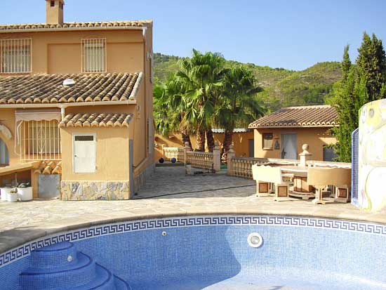 Deze finca in Benitachell is zeer geschikt als Bed & Breakfast!