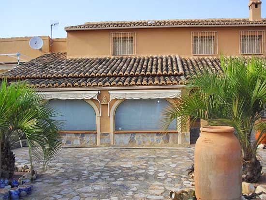 Deze finca in Benitachell is zeer geschikt als Bed & Breakfast!