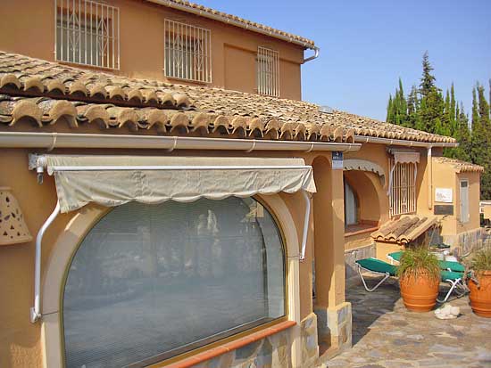 Deze finca in Benitachell is zeer geschikt als Bed & Breakfast!
