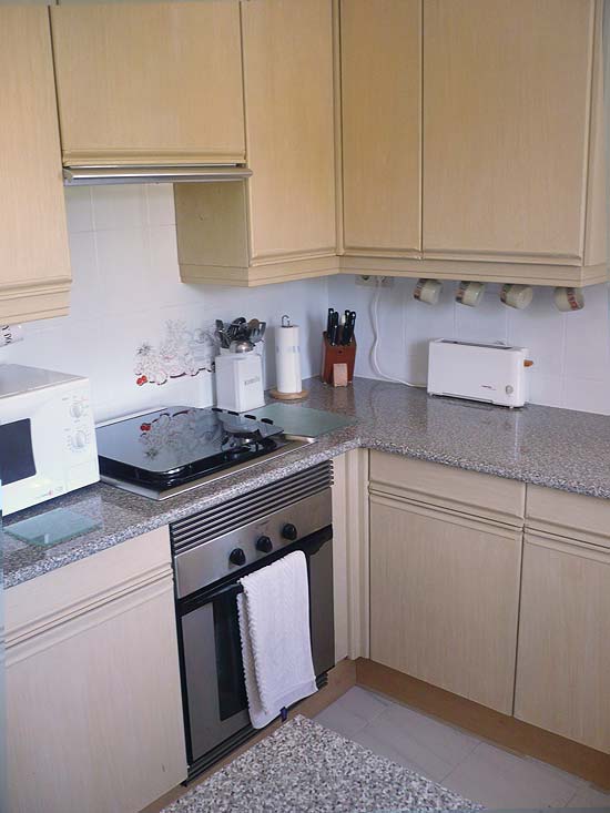 Loopafstand dorp en strand. VIER slaapkamers. Ideaal voor verhuur!