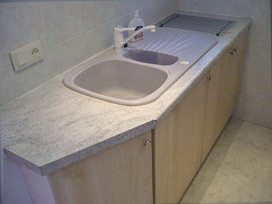 Loopafstand dorp en strand. VIER slaapkamers. Ideaal voor verhuur!