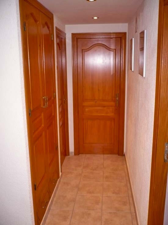Smetteloos gerestaureerde villa in Moraira! U kunt er zo in. Alles nieuw!