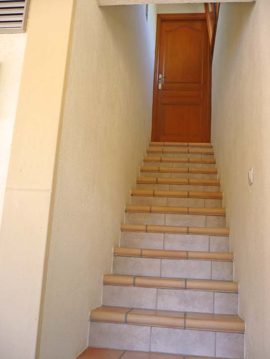 Smetteloos gerestaureerde villa in Moraira! U kunt er zo in. Alles nieuw!