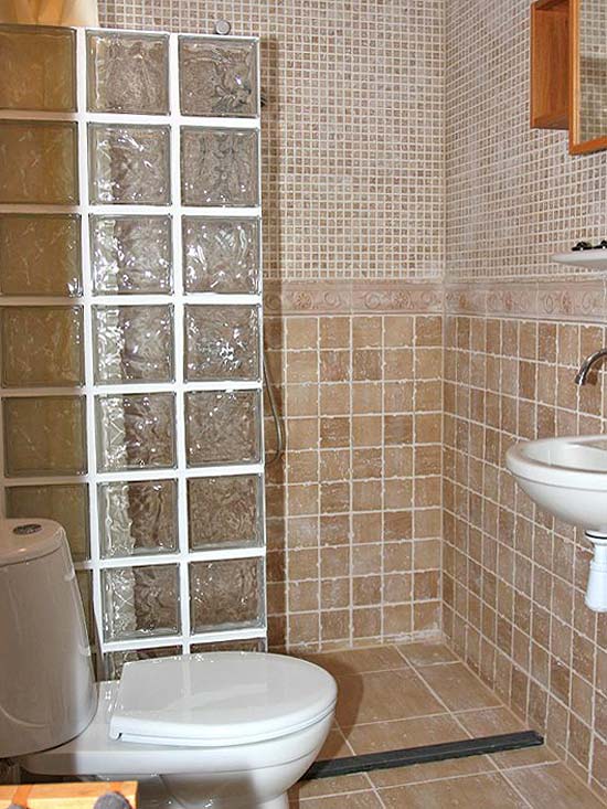 Uniek B&B (350 m2) in Pescola (5 sl.kamers verhuur, 3 sl.kamers priv), plus kleine bar en Winkel, verdeeld over twee aan elkaar gelegen woningen.