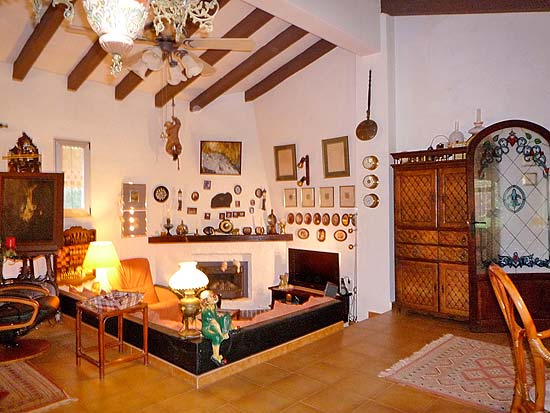Super gezellige finca met twee gescheiden appartementen in Gata. Alle papieren aanwezig!