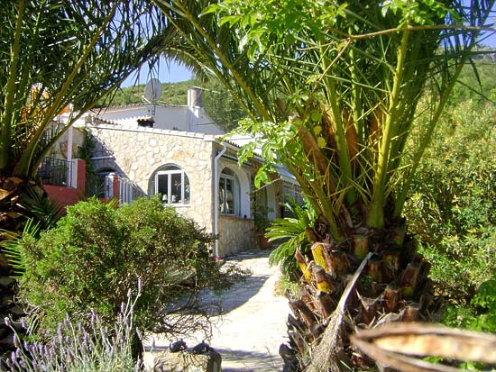 Super gezellige finca met twee gescheiden appartementen in Gata. Alle papieren aanwezig!