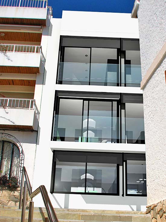 Unique! 3 apartments right on the beach at El Portet Moraira from 299,000 euros!