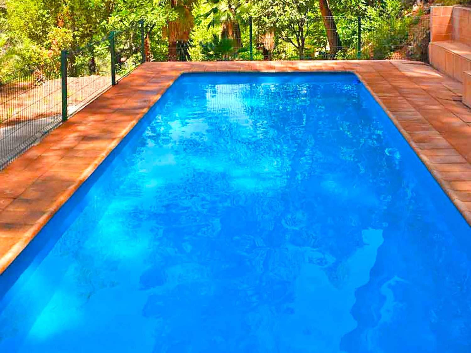 sprookjes-finca met 40.000 m² eigen grond te koop