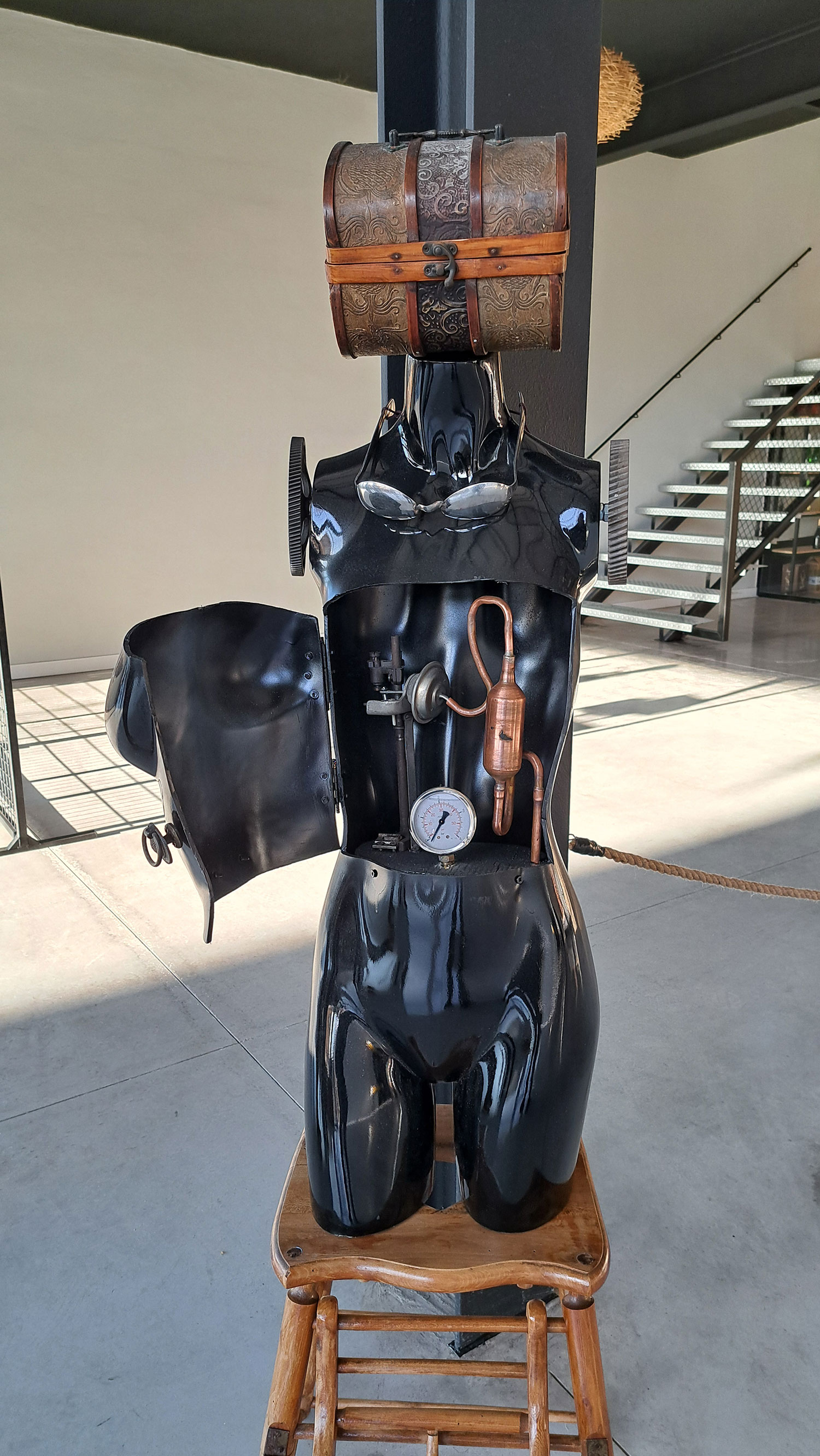 Benidoleig - groot pand van 500 m2 op 777 m2 grond te koop voor 685.000 euro