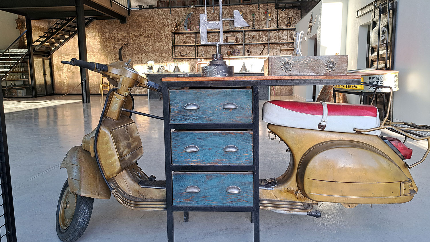 Benidoleig - groot pand van 500 m2 op 777 m2 grond te koop voor 685.000 euro