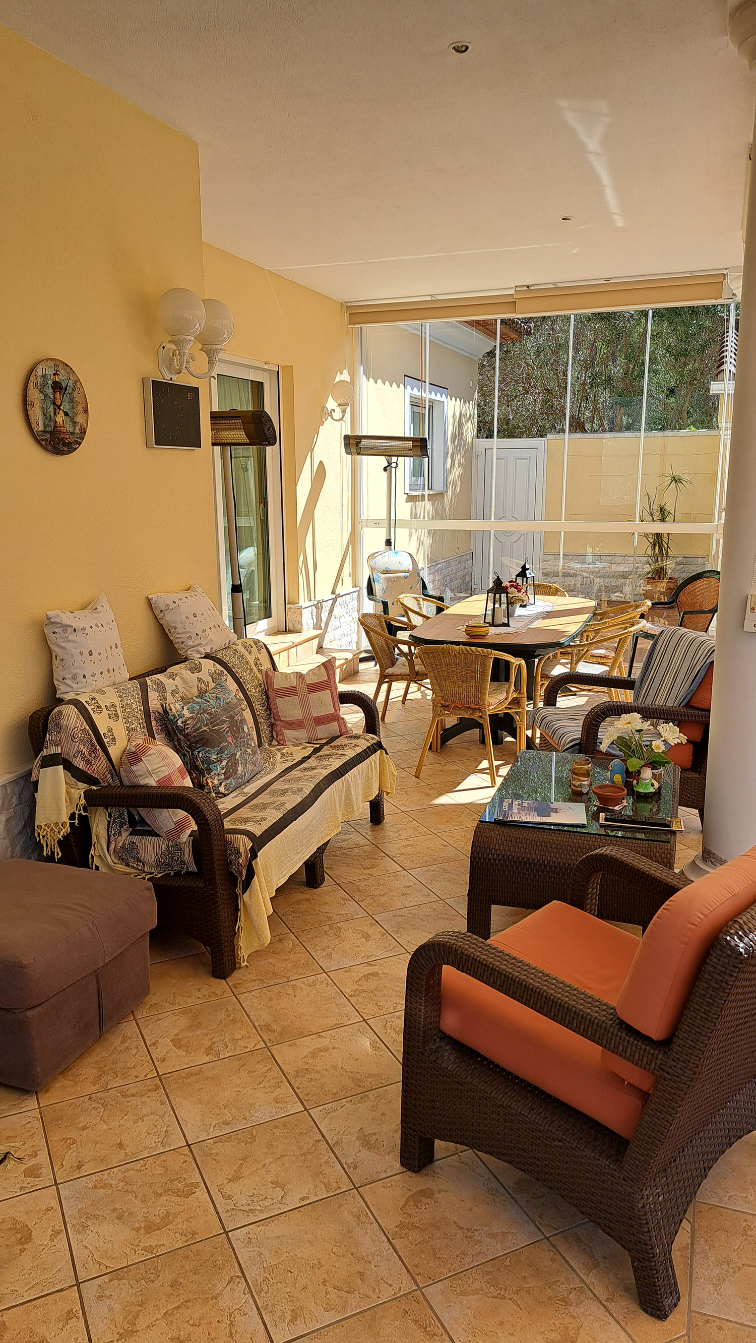 Schitterende zelfvoorzienende villa in Denia