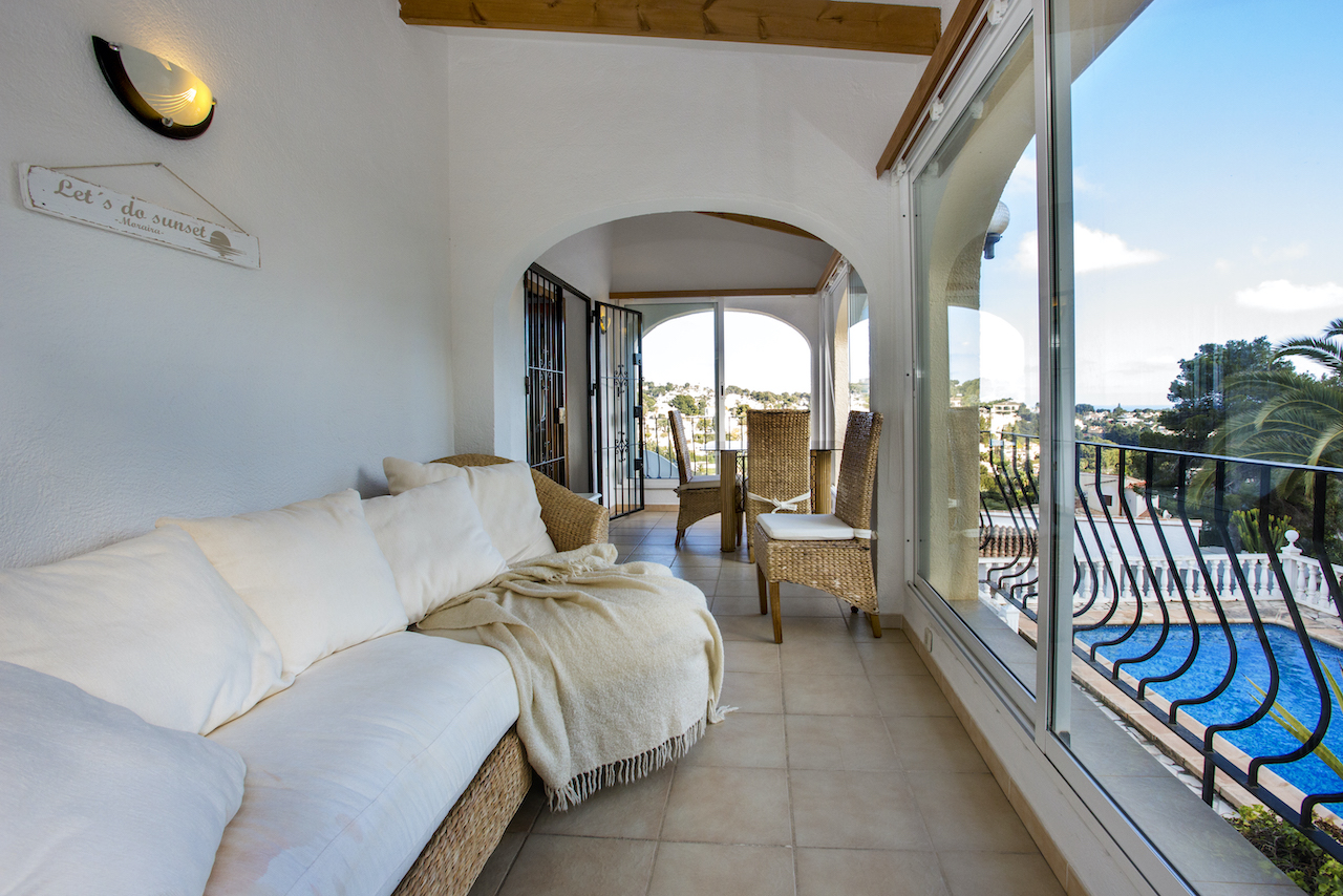 Deze villa met zwembad staat in Benissa Costa en biedt 3 slaapkamers