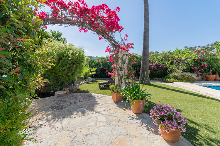 Heerlijke 4 slaapkamer villa te koop in Benissa Costa voor 475.000 euro