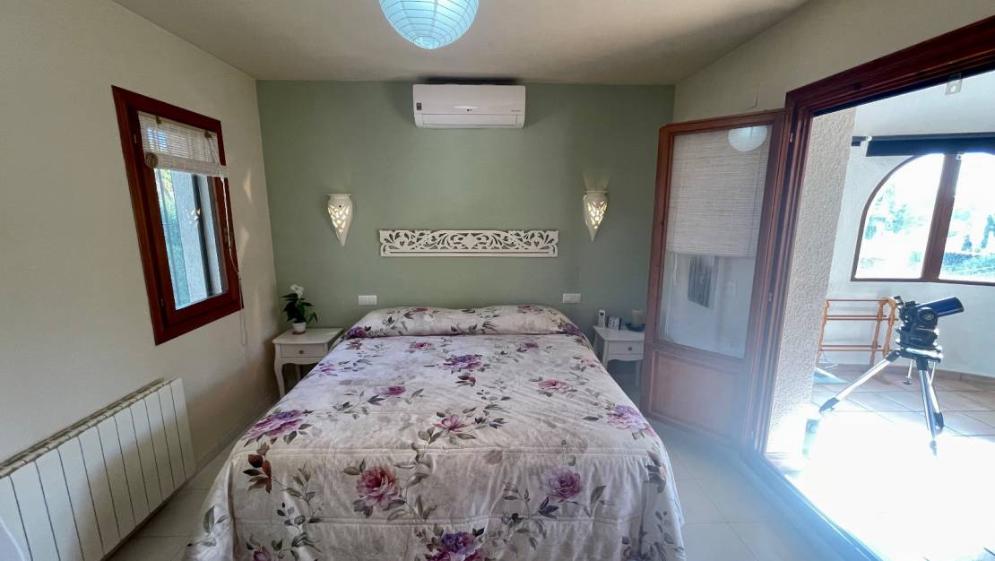 Heerlijke vrijstaande 3 slaapkamer villa in Nenissa Costa!