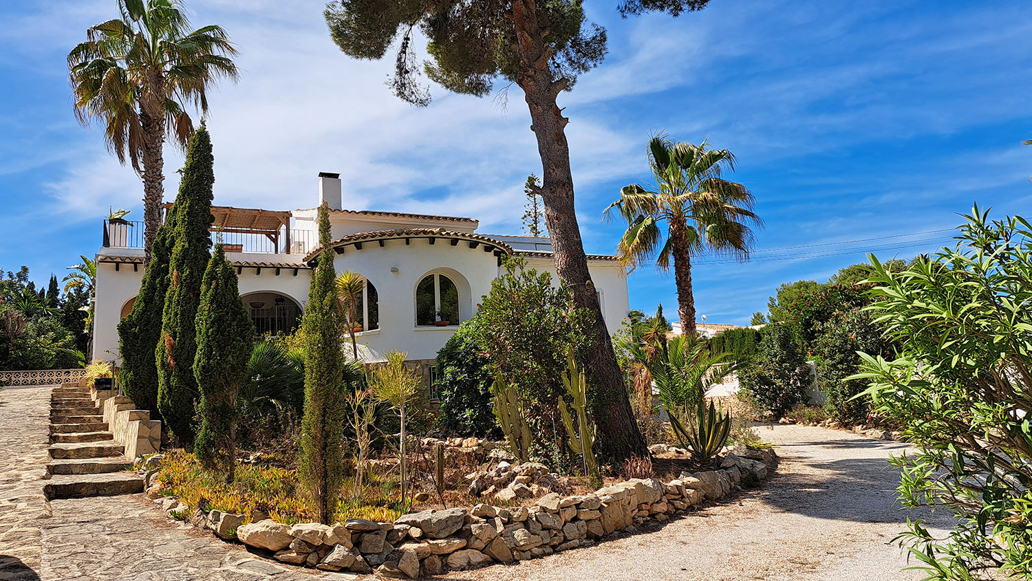 Prachtige villa met 4 slaapkamers in Moraira!