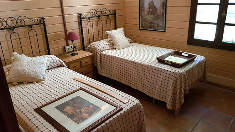 3 slaapkamer chalet in Gandia op 25.000 m2 grond!