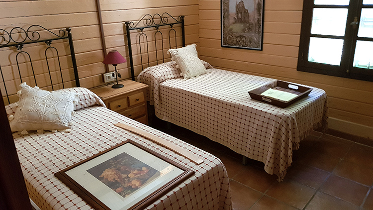 3 slaapkamer chalet in Gandia op 25.000 m2 grond!