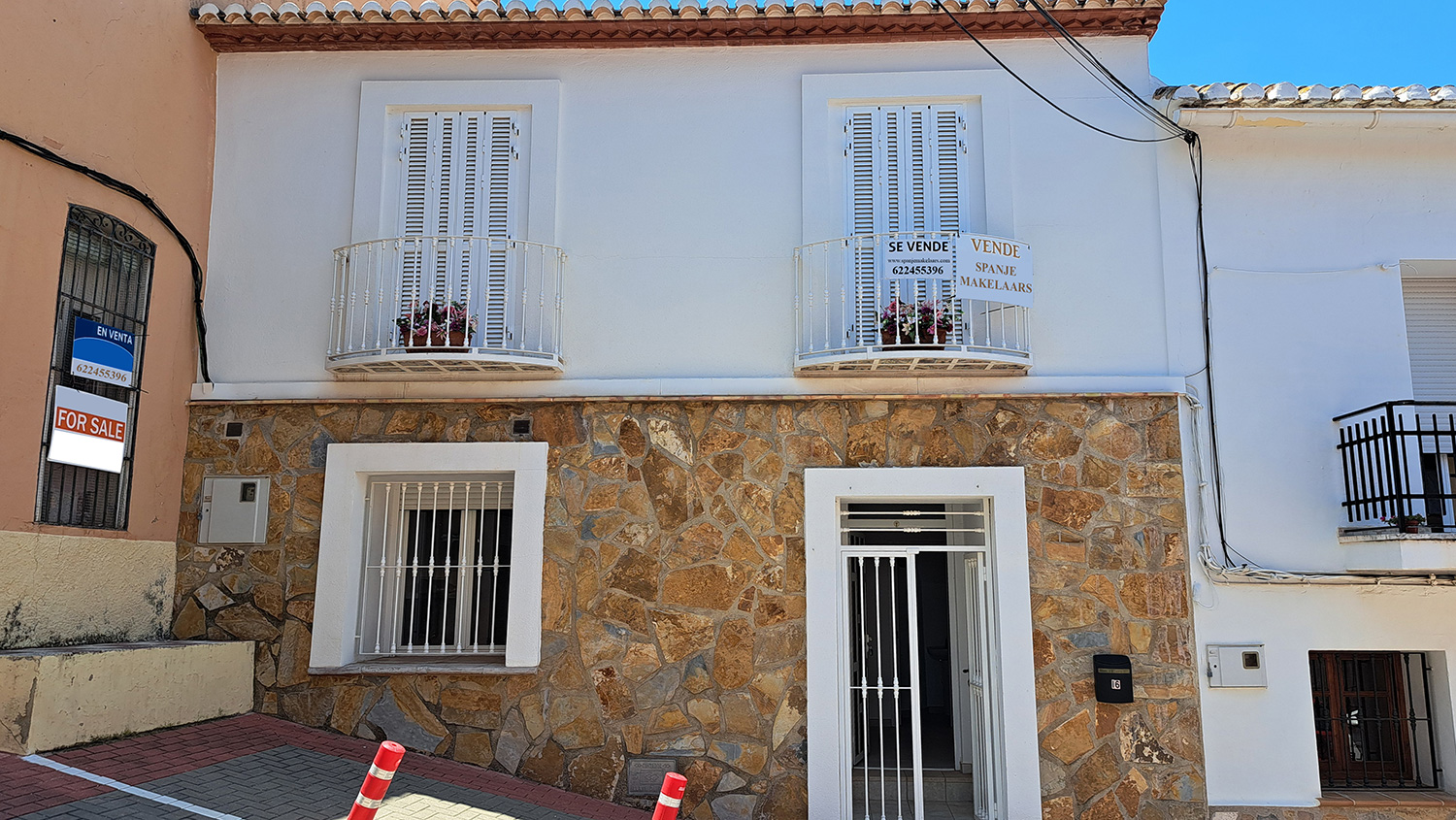 Totaal gerenoveerde dorpswoning in Benidoleig (Denia 15 km) te koop