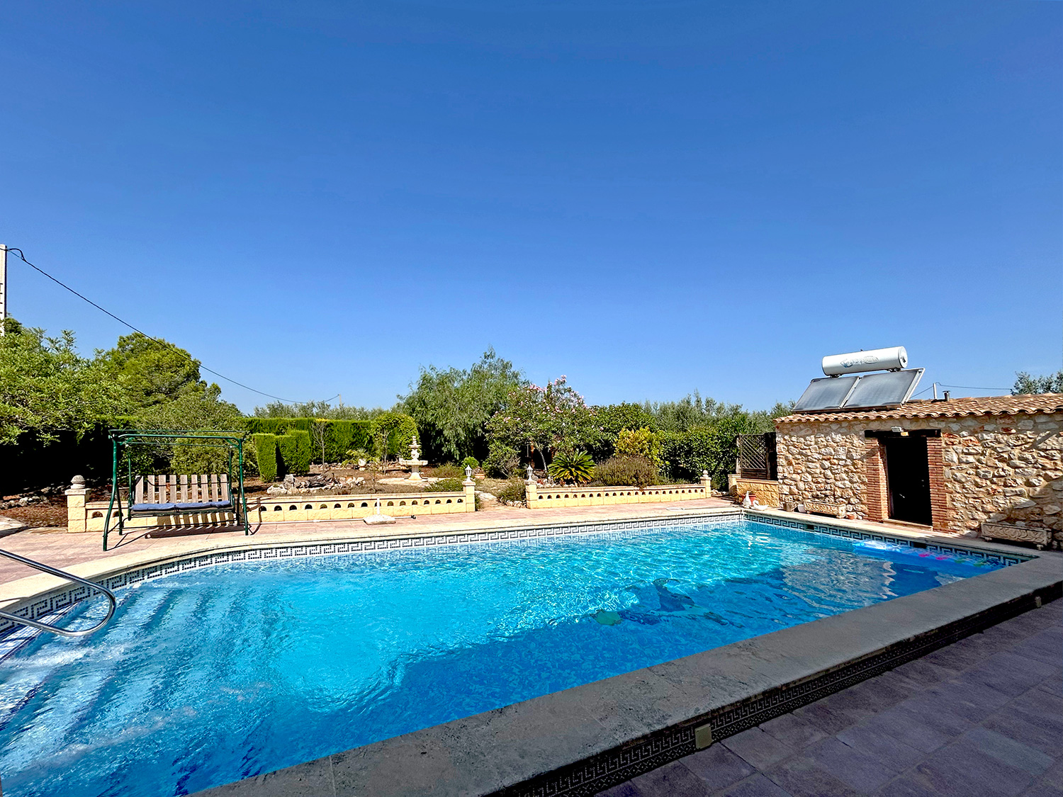 Villa met ruimte, rust en privacy te koop in Chella  Xtiva