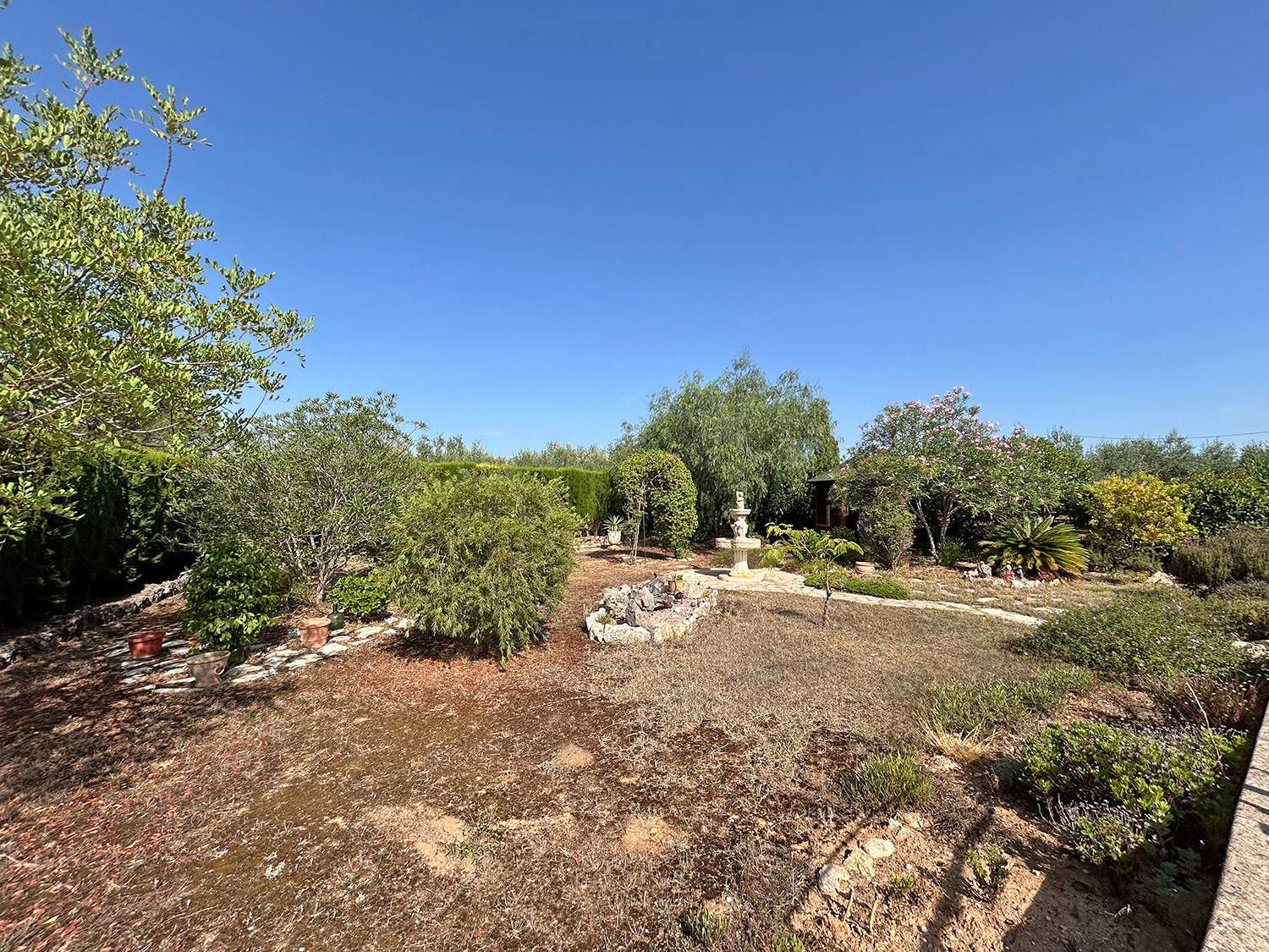 Villa met ruimte, rust en privacy te koop in Chella  Xtiva