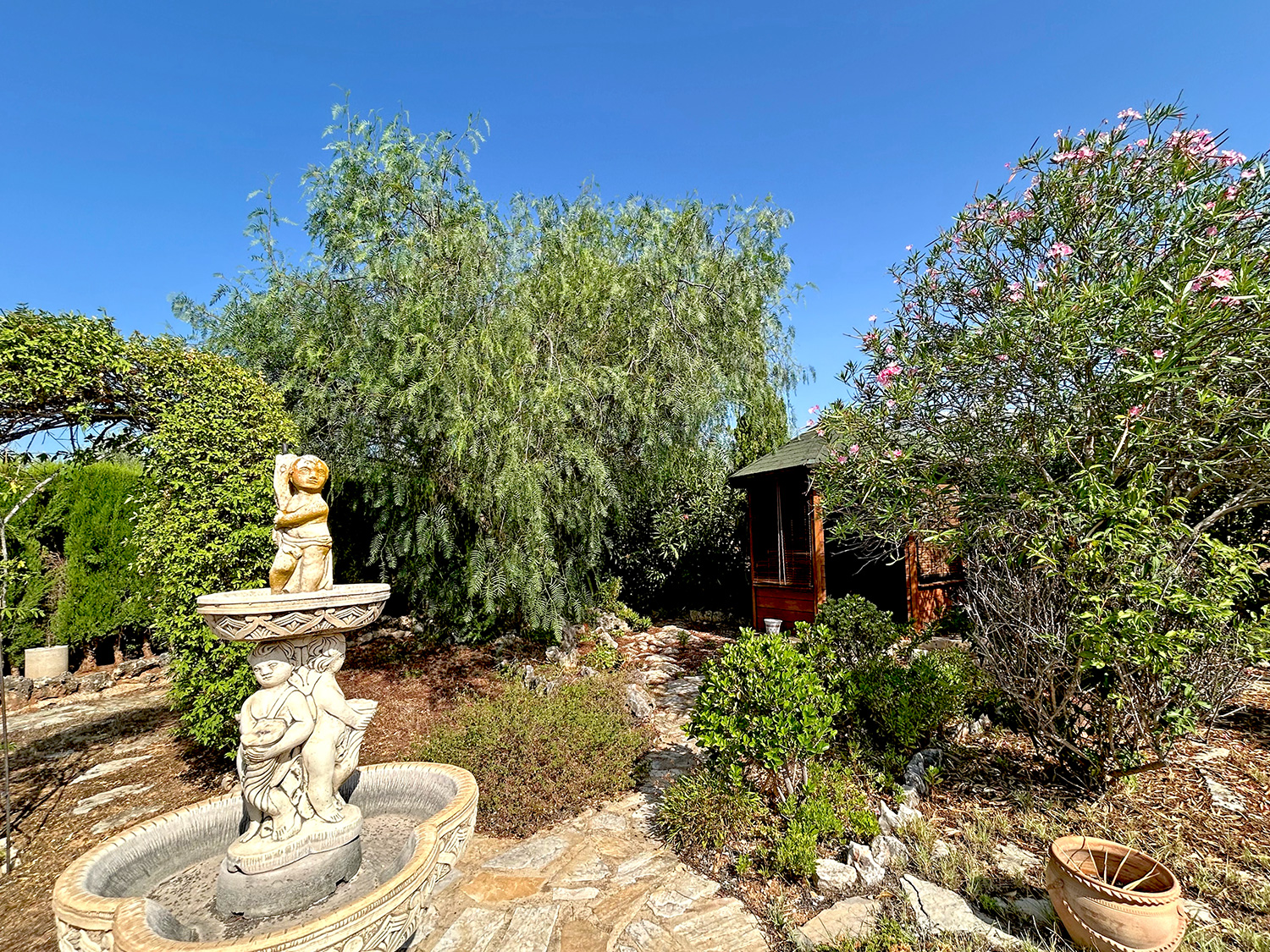 Villa met ruimte, rust en privacy te koop in Chella  Xtiva