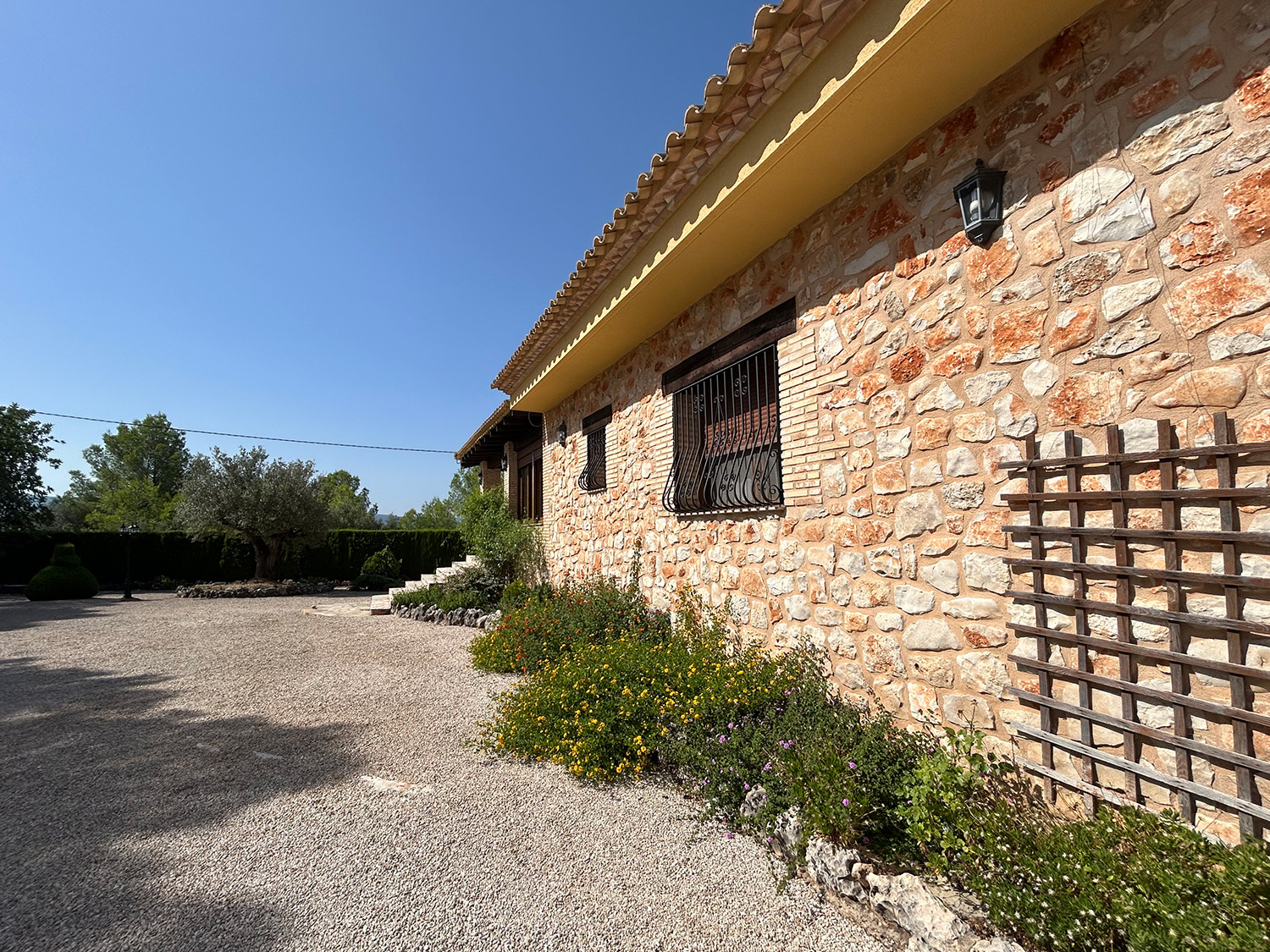 Villa met ruimte, rust en privacy te koop in Chella  Xtiva