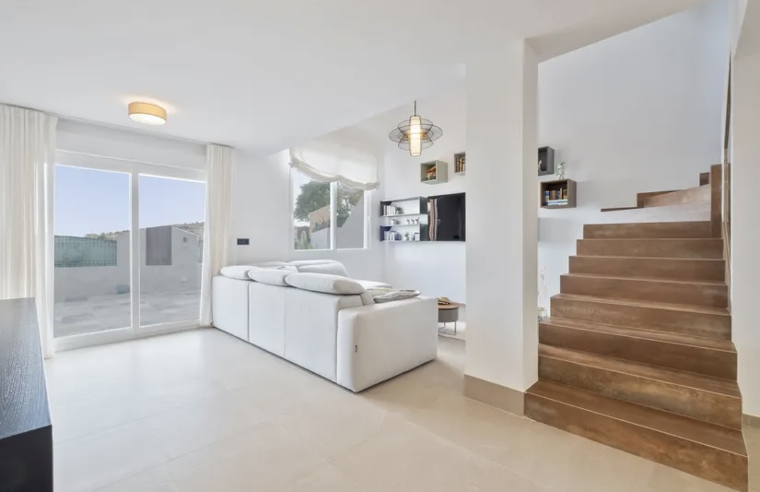 Te koop in Mutxamel volledig nieuw gemaakte woning voor 739.000 euro