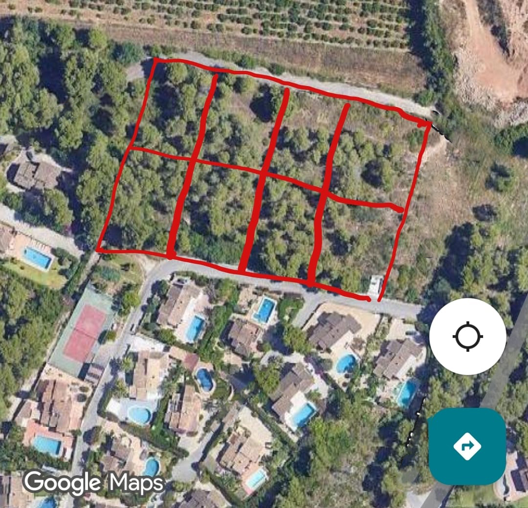 Javea: Grondstuk van 9500 m2 te koop op 2 km van zee!