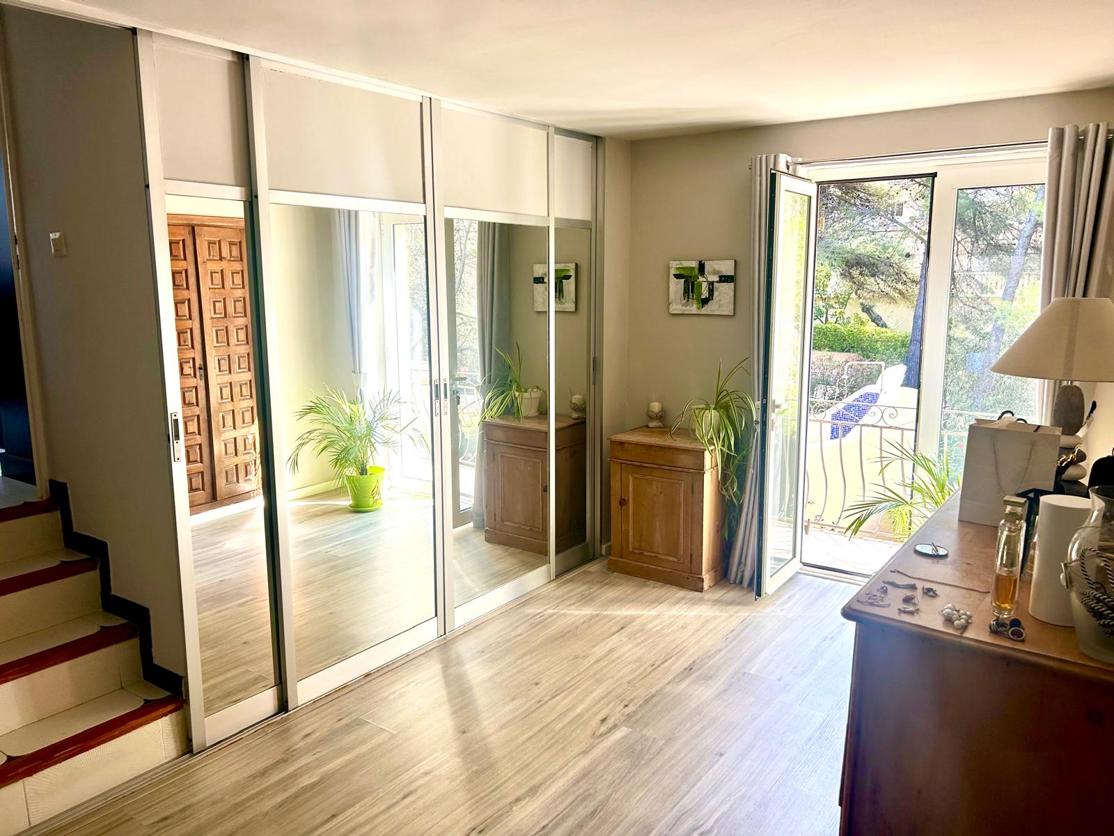 Grote opknapvilla in Javea te koop