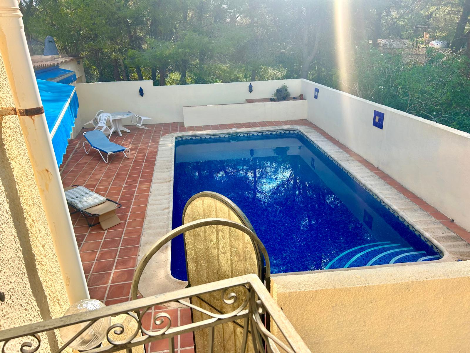 Grote opknapvilla in Javea te koop