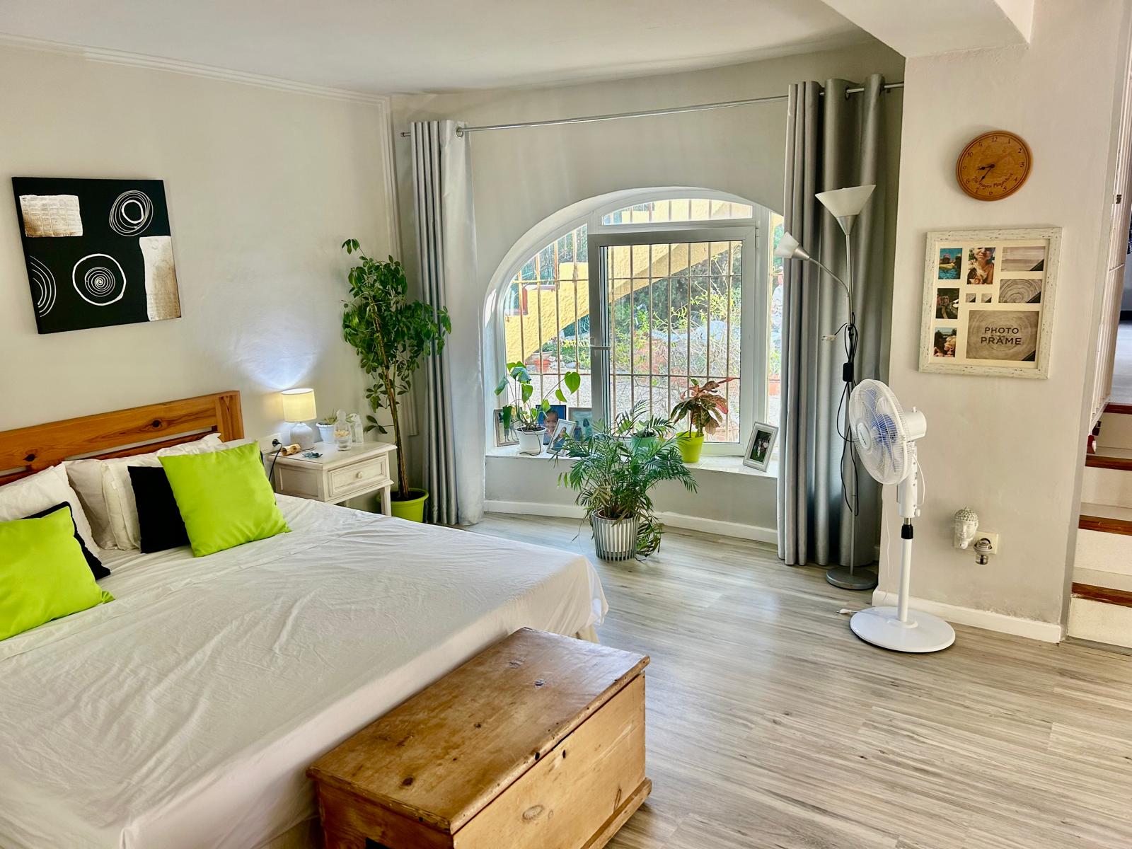 Grote opknapvilla in Javea te koop