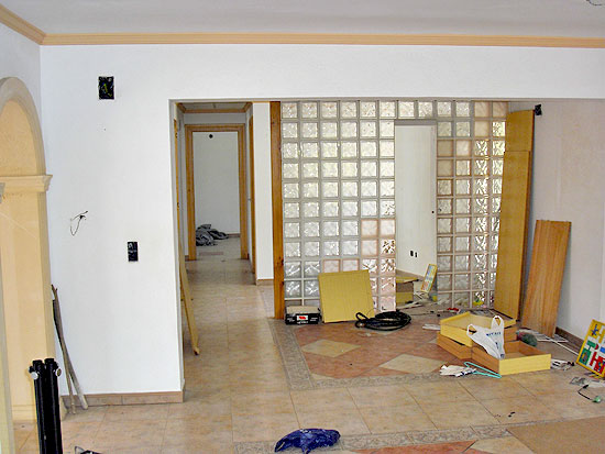 Crisiskoopje: grote villa met 5 slaapkamers en 3 badkamers op een paar honder meter van het strand van Baladrar - Benissa Costa en op korte afstand van Moraira voor slechts 365.000 euro!