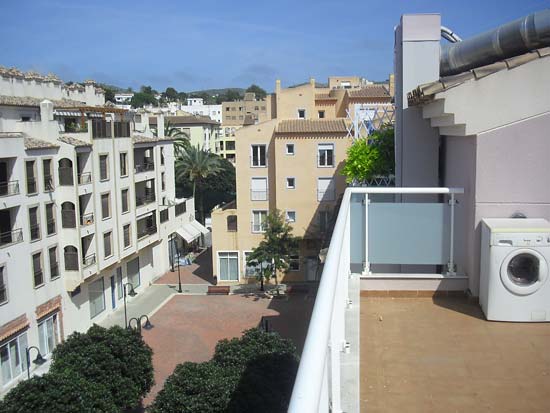 Moraira: 3-sl.kamer duplex penthouse op 50 m van het strand voor 249.000 euro k.k.