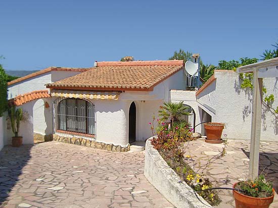 Geweldig huis voor een spotprijs, op enkele minuten van het strand van Moraira