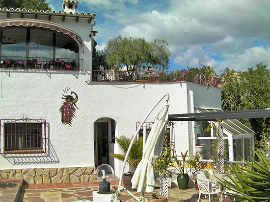 Bourgondische woning op toplocatie in Moraira. Super zeezicht! 429.000 Euro.