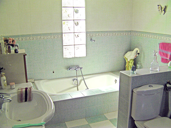 Bourgondische woning op toplocatie in Moraira. Super zeezicht! 429.000 Euro.