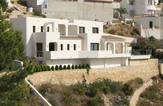 Schitterende Ibiza-Style 4-slaapkamer villa in Moraira, vlak boven El Portet.