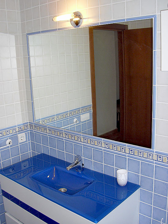 Deze 4-slaapkamer designvilla van 242 m2 staat op korte afstand van zee en dorp!