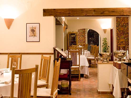 In 2009 werd Ca Pepe I gekozen tot ��n van de honderd beste restaurants van Spanje door �El Mundo�, de grootste krant van Spanje.