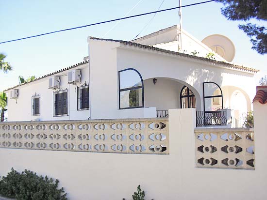 Geweldige familiewoning en top-verhuurobject, vlakbij Moraira en strand